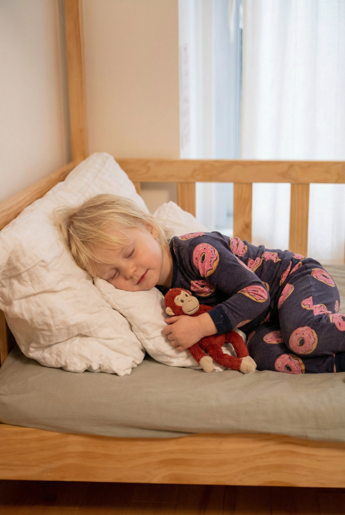 How to Transition from Co-Sleeping to Independent Sleep